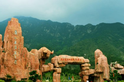 广东自驾游 广州租车公司荐清远牛鱼嘴风景区