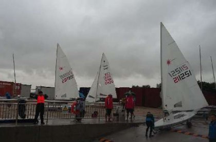 名顺租车全程接送天津代表队参加“2016年全国帆船锦标赛”