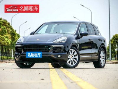 【轿车】保时捷卡宴