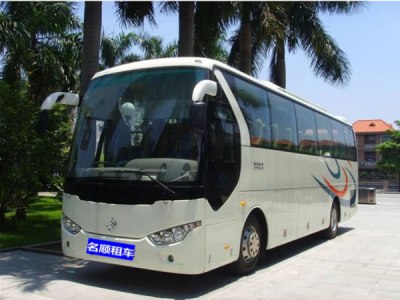 【巴士】金龙大巴49座
