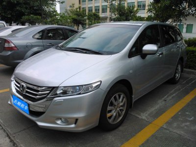 【商务车】本田奥德赛（银）